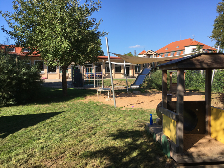 Foto vom Außengelände des Kindergartens